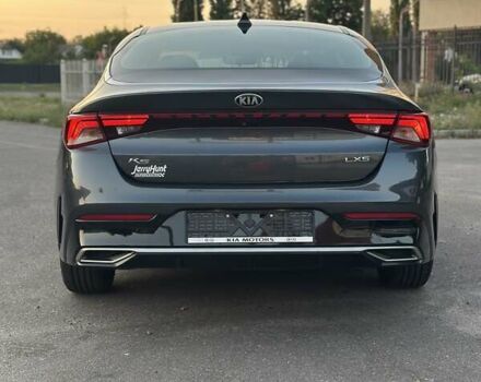 Сірий Кіа K5, об'ємом двигуна 1.6 л та пробігом 76 тис. км за 21300 $, фото 6 на Automoto.ua