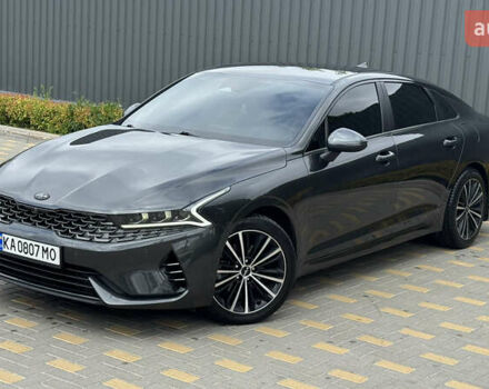 Серый Киа K5, объемом двигателя 2 л и пробегом 115 тыс. км за 29000 $, фото 4 на Automoto.ua