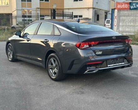 Сірий Кіа K5, об'ємом двигуна 1.6 л та пробігом 76 тис. км за 21300 $, фото 9 на Automoto.ua