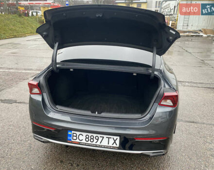 Серый Киа K5, объемом двигателя 1.6 л и пробегом 140 тыс. км за 20500 $, фото 17 на Automoto.ua