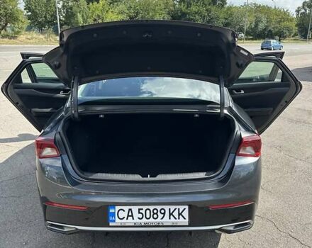 Сірий Кіа K5, об'ємом двигуна 1.6 л та пробігом 76 тис. км за 21300 $, фото 42 на Automoto.ua