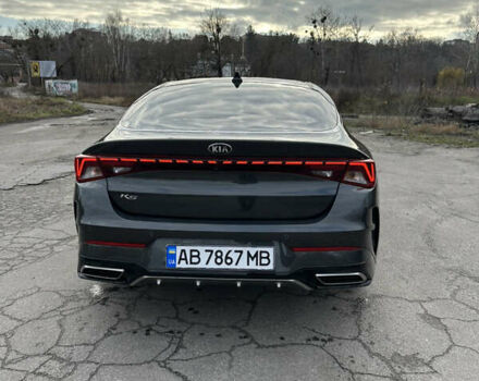 Серый Киа K5, объемом двигателя 2 л и пробегом 138 тыс. км за 20500 $, фото 5 на Automoto.ua