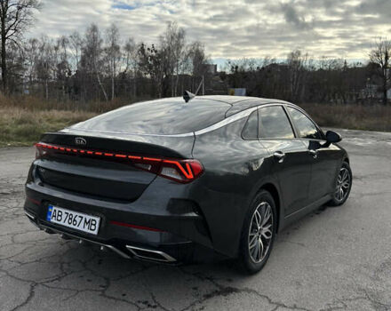 Серый Киа K5, объемом двигателя 2 л и пробегом 138 тыс. км за 20500 $, фото 4 на Automoto.ua
