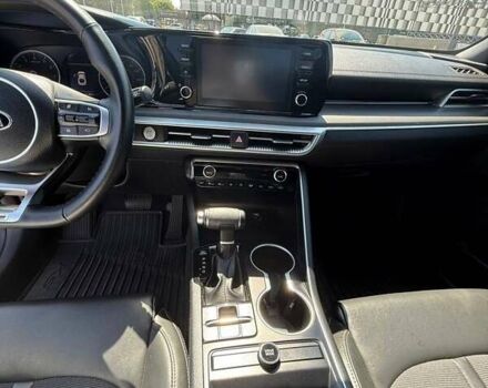Серый Киа K5, объемом двигателя 1.6 л и пробегом 18 тыс. км за 24500 $, фото 9 на Automoto.ua