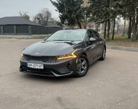 Серый Киа K5, объемом двигателя 1.6 л и пробегом 10 тыс. км за 19900 $, фото 1 на Automoto.ua
