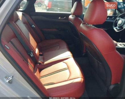 Сірий Кіа K5, об'ємом двигуна 1.6 л та пробігом 89 тис. км за 5600 $, фото 6 на Automoto.ua