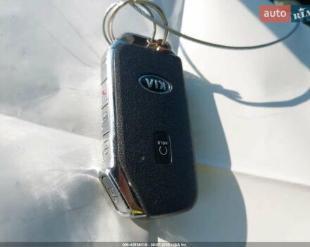 Сірий Кіа K5, об'ємом двигуна 1.6 л та пробігом 89 тис. км за 5600 $, фото 9 на Automoto.ua