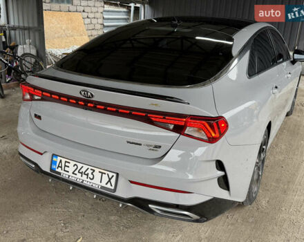 Серый Киа K5, объемом двигателя 1.6 л и пробегом 55 тыс. км за 25000 $, фото 1 на Automoto.ua