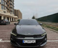 Серый Киа K5, объемом двигателя 2 л и пробегом 122 тыс. км за 23000 $, фото 1 на Automoto.ua