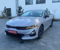 Серый Киа K5, объемом двигателя 1.6 л и пробегом 57 тыс. км за 21999 $, фото 1 на Automoto.ua