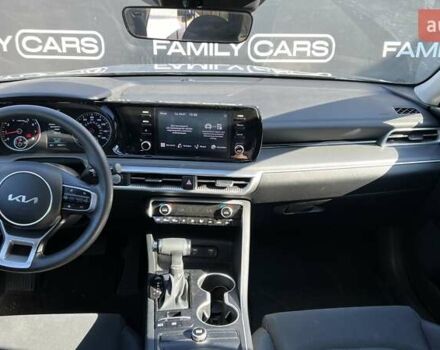 Сірий Кіа K5, об'ємом двигуна 1.6 л та пробігом 62 тис. км за 22600 $, фото 9 на Automoto.ua