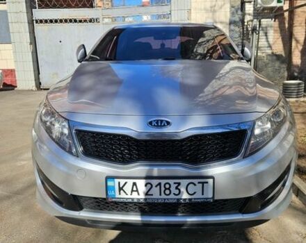 Серый Киа K5, объемом двигателя 2 л и пробегом 234 тыс. км за 9500 $, фото 1 на Automoto.ua