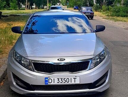 Кіа K5 2011 у Миколаєві на Automoto.ua Сірий Кіа K5, об'ємом двигуна 2 л та пробігом 250 тис. км за 9000 $, фото 1 на Automoto.ua