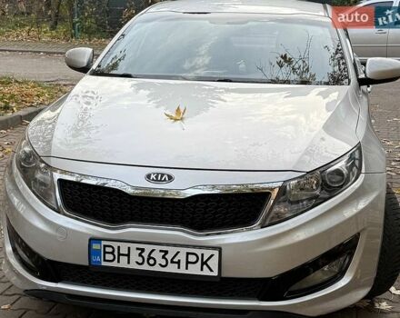 Серый Киа K5, объемом двигателя 2 л и пробегом 421 тыс. км за 6900 $, фото 1 на Automoto.ua