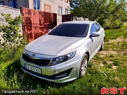 Кіа K5 2011 у Харкові на Automoto.ua Сірий Кіа K5, об'ємом двигуна 2 л та пробігом 248 тис. км за 7500 $, фото 1 на Automoto.ua
