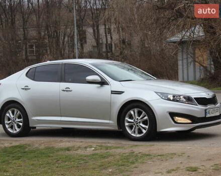 Сірий Кіа K5, об'ємом двигуна 2 л та пробігом 220 тис. км за 9999 $, фото 1 на Automoto.ua