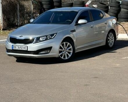 Серый Киа K5, объемом двигателя 2 л и пробегом 500 тыс. км за 3700 $, фото 1 на Automoto.ua
