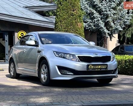 Сірий Кіа K5, об'ємом двигуна 2 л та пробігом 264 тис. км за 7700 $, фото 1 на Automoto.ua