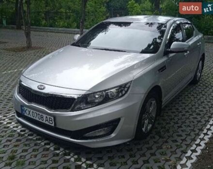 Сірий Кіа K5, об'ємом двигуна 2 л та пробігом 574 тис. км за 6800 $, фото 1 на Automoto.ua