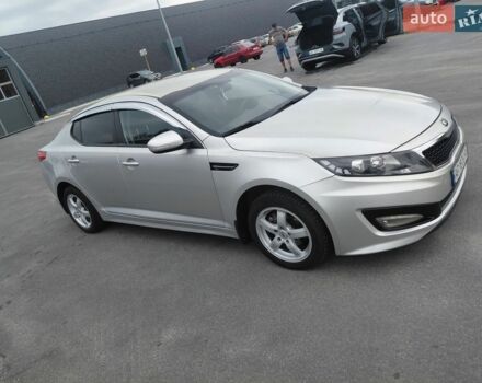 Сірий Кіа K5, об'ємом двигуна 2 л та пробігом 350 тис. км за 6999 $, фото 1 на Automoto.ua
