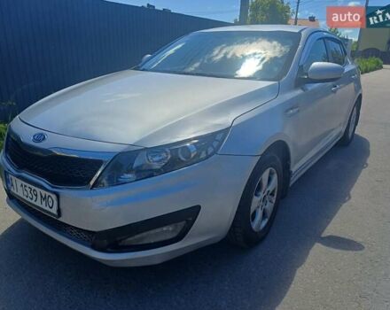 Сірий Кіа K5, об'ємом двигуна 2 л та пробігом 129 тис. км за 5450 $, фото 1 на Automoto.ua