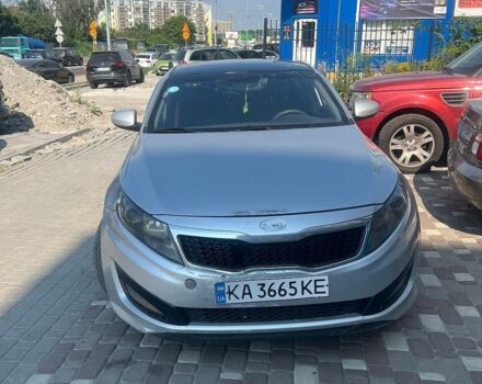 Серый Киа K5, объемом двигателя 2 л и пробегом 366 тыс. км за 6000 $, фото 1 на Automoto.ua