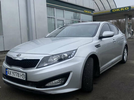 Серый Киа K5, объемом двигателя 2 л и пробегом 363 тыс. км за 8750 $, фото 1 на Automoto.ua