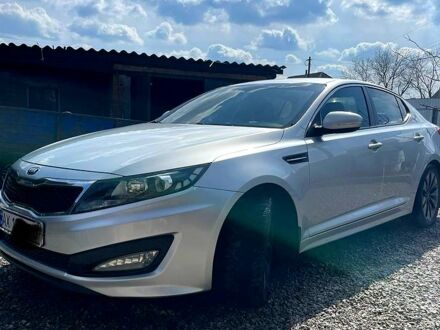Кіа K5 2013 у Зачепиловке на Automoto.ua Сірий Кіа K5, об'ємом двигуна 20 л та пробігом 185 тис. км за 9700 $, фото 1 на Automoto.ua