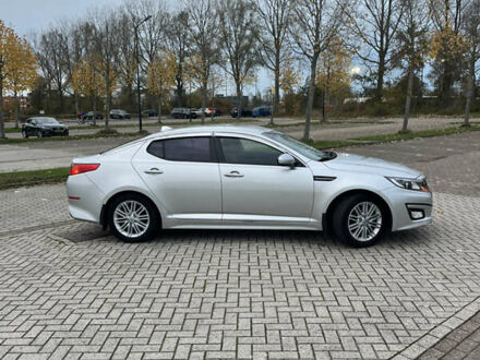 Серый Киа K5, объемом двигателя 2 л и пробегом 245 тыс. км за 9100 $, фото 1 на Automoto.ua