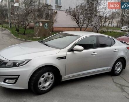 Серый Киа K5, объемом двигателя 2 л и пробегом 261 тыс. км за 6999 $, фото 1 на Automoto.ua