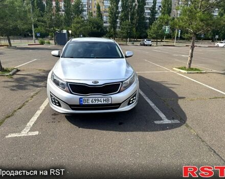 Серый Киа K5, объемом двигателя 2 л и пробегом 280 тыс. км за 9700 $, фото 1 на Automoto.ua