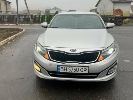 Серый Киа K5, объемом двигателя 2 л и пробегом 230 тыс. км за 8700 $, фото 1 на Automoto.ua