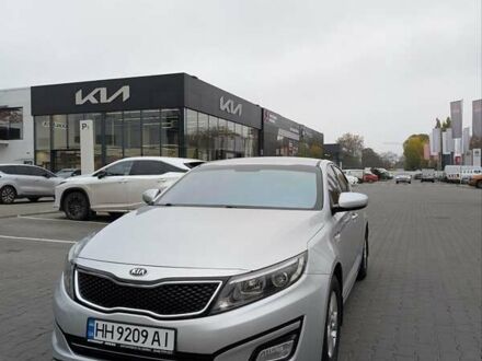 Сірий Кіа K5, об'ємом двигуна 2 л та пробігом 364 тис. км за 8500 $, фото 1 на Automoto.ua