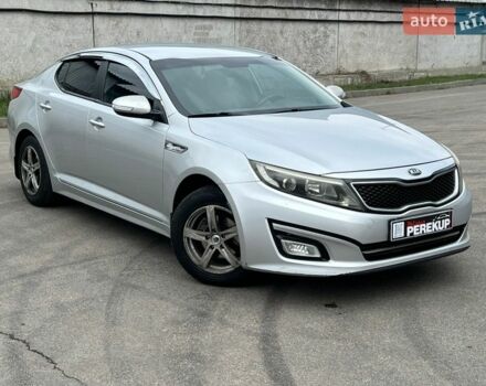 Серый Киа K5, объемом двигателя 2 л и пробегом 260 тыс. км за 6799 $, фото 1 на Automoto.ua