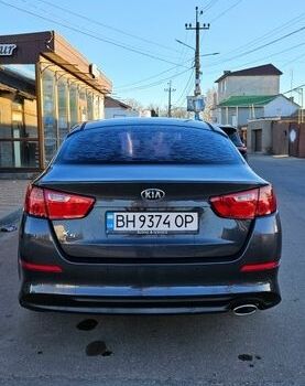 Серый Киа K5, объемом двигателя 2 л и пробегом 263 тыс. км за 8900 $, фото 1 на Automoto.ua