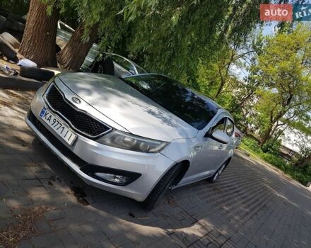 Серый Киа K5, объемом двигателя 2 л и пробегом 635 тыс. км за 5800 $, фото 1 на Automoto.ua