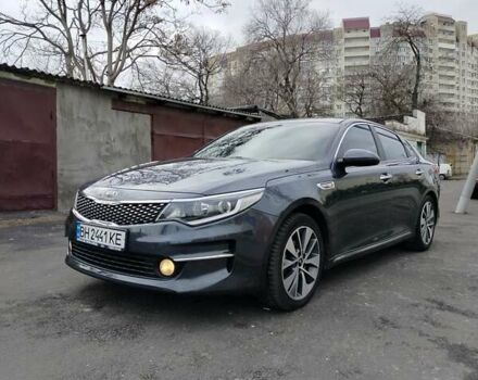 Серый Киа K5, объемом двигателя 2 л и пробегом 252 тыс. км за 11200 $, фото 1 на Automoto.ua