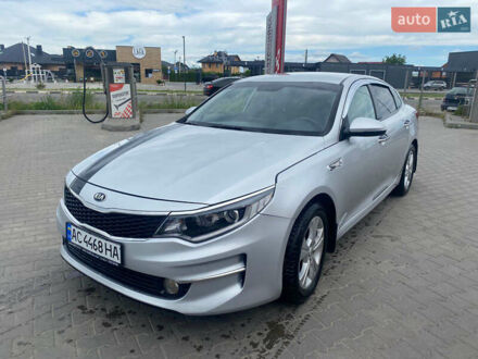 Киа K5 2015 в Луцке на Automoto.ua Серый Киа K5, объемом двигателя 2 л и пробегом 338 тыс. км за 12000 $, фото 1 на Automoto.ua