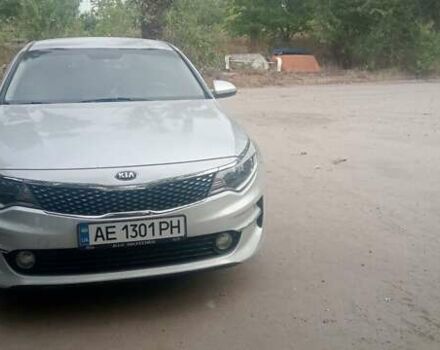 Серый Киа K5, объемом двигателя 2 л и пробегом 190 тыс. км за 12500 $, фото 1 на Automoto.ua