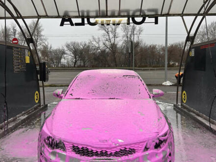 Сірий Кіа K5, об'ємом двигуна 2 л та пробігом 200 тис. км за 11300 $, фото 1 на Automoto.ua