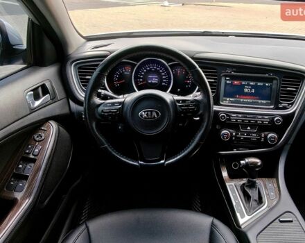 Серый Киа K5, объемом двигателя 2 л и пробегом 156 тыс. км за 11200 $, фото 1 на Automoto.ua