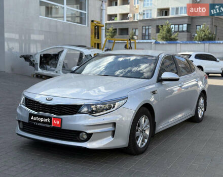 Сірий Кіа K5, об'ємом двигуна 2 л та пробігом 378 тис. км за 9790 $, фото 1 на Automoto.ua