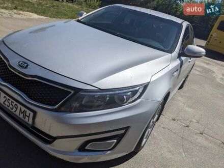 Киа K5 2015 в Киеве на Automoto.ua Серый Киа K5, объемом двигателя 2 л и пробегом 306 тыс. км за 9900 $, фото 1 на Automoto.ua