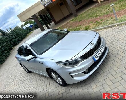 Сірий Кіа K5, об'ємом двигуна 2 л та пробігом 200 тис. км за 9600 $, фото 1 на Automoto.ua