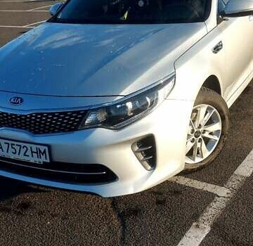 Сірий Кіа K5, об'ємом двигуна 2 л та пробігом 290 тис. км за 12000 $, фото 1 на Automoto.ua