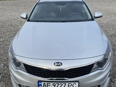 Кіа K5 2016 у Буче на Automoto.ua Сірий Кіа K5, об'ємом двигуна 2 л та пробігом 142 тис. км за 10000 $, фото 1 на Automoto.ua