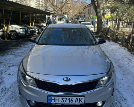 Серый Киа K5, объемом двигателя 2 л и пробегом 367 тыс. км за 10550 $, фото 1 на Automoto.ua