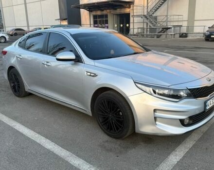 Сірий Кіа K5, об'ємом двигуна 2 л та пробігом 267 тис. км за 12900 $, фото 1 на Automoto.ua