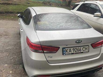 Сірий Кіа K5, об'ємом двигуна 2 л та пробігом 350 тис. км за 11200 $, фото 1 на Automoto.ua