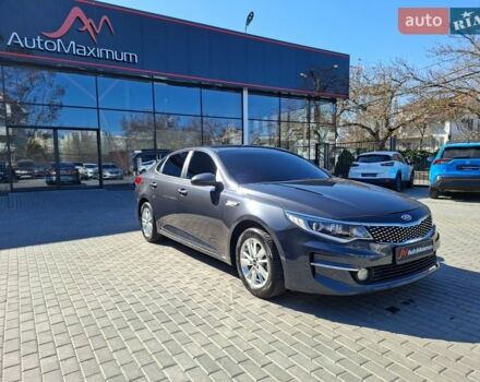 Серый Киа K5, объемом двигателя 2 л и пробегом 244 тыс. км за 12900 $, фото 1 на Automoto.ua